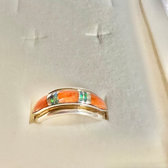 Spiny Oyster and Opal sterling silver signed native Navajo ring - Picture 3 of 8